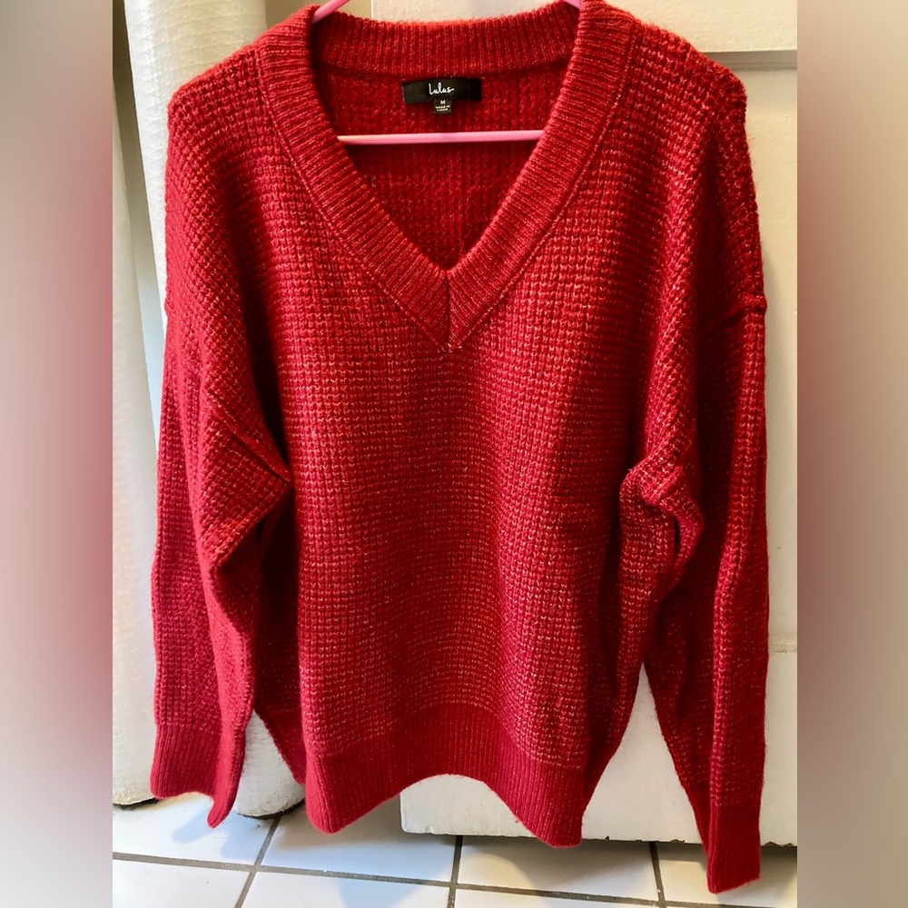 Lulu’s size medium red sweater